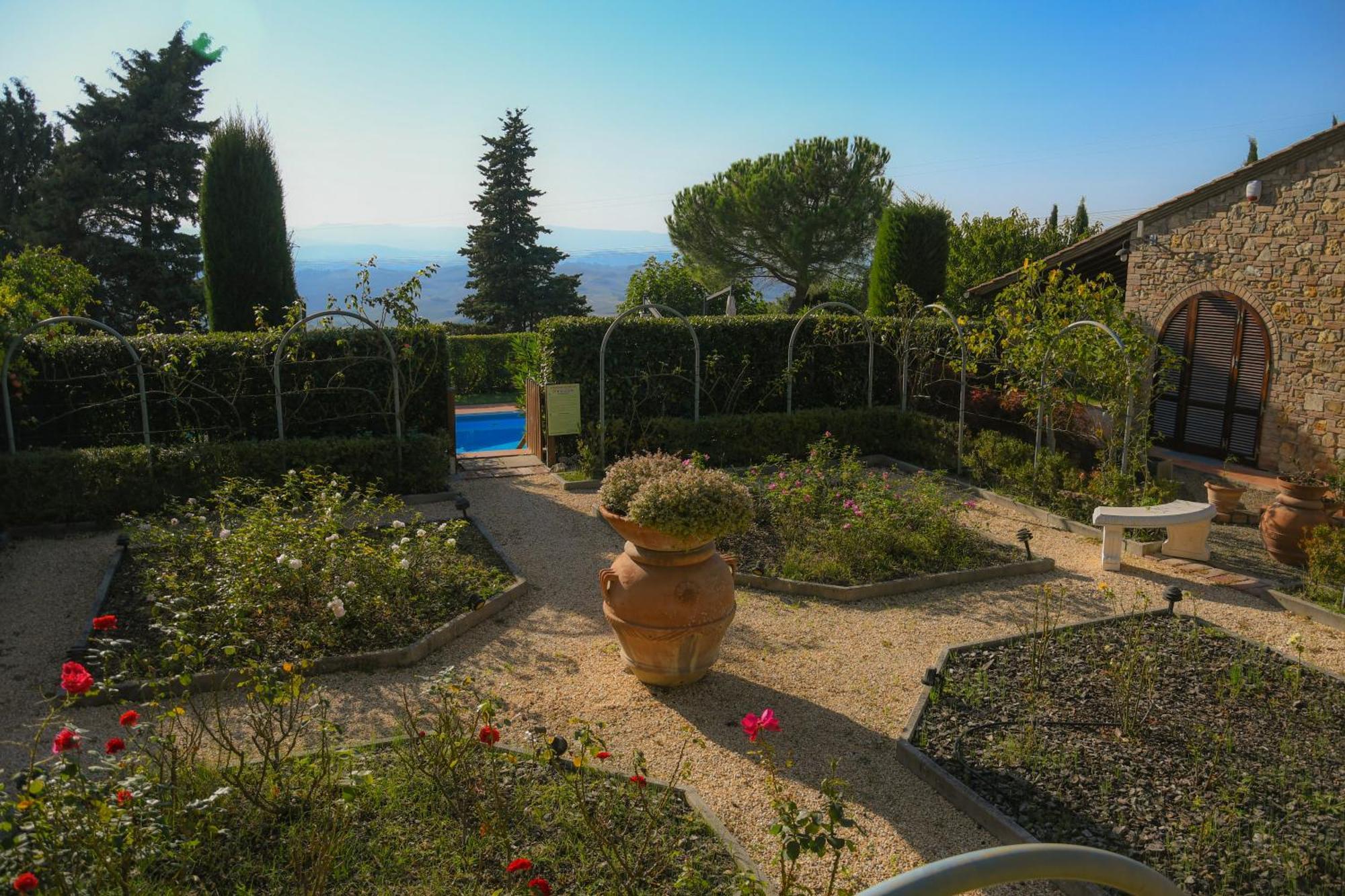 Podere Le Monache 蒙塔约内 外观 照片